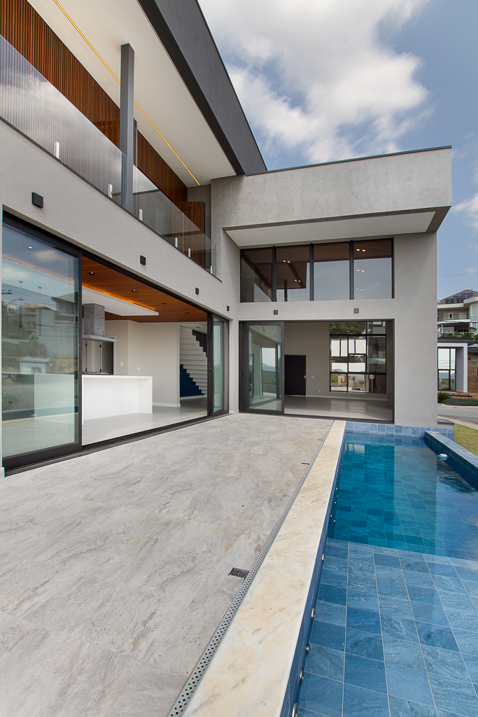 Sobrado com 422m² no bairro Urbanova - Jaguary em São José dos Campos para Comprar