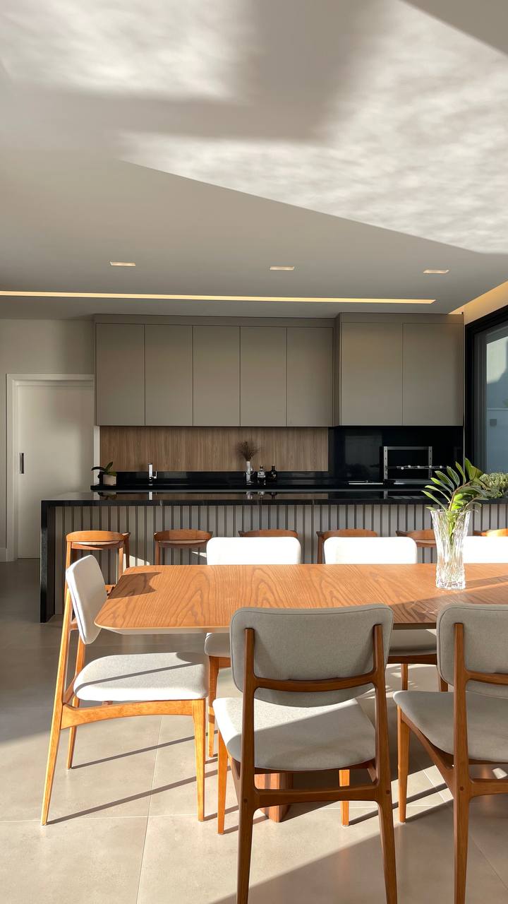 Sobrado com 432m² no bairro Urbanova - Alphaville 2 em São José dos Campos para Comprar