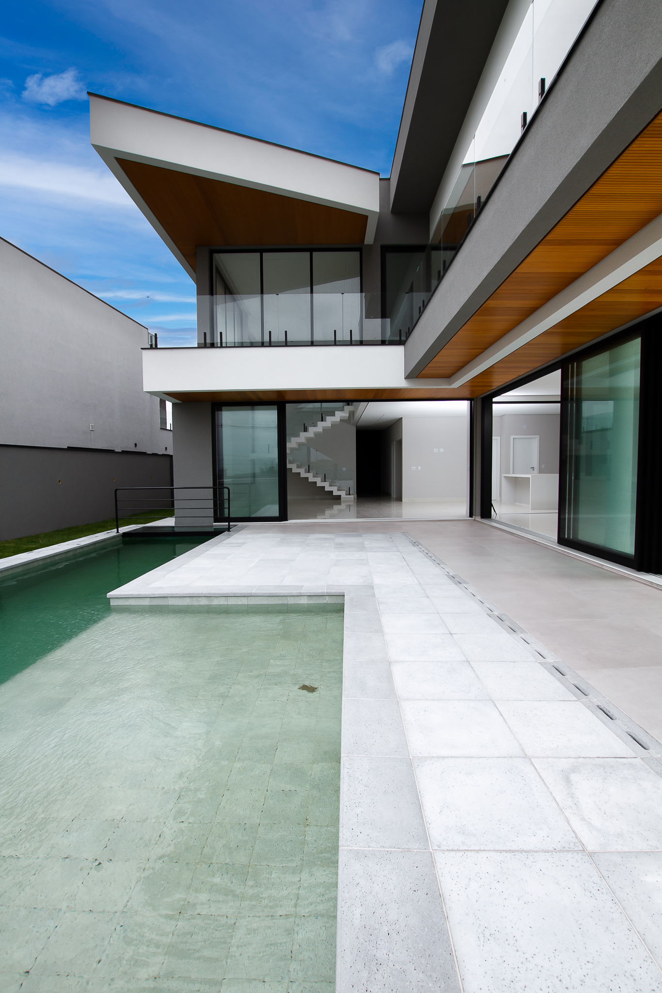 Sobrado com 500m² no bairro Urbanova - Alphaville 1 em São José dos Campos para Comprar